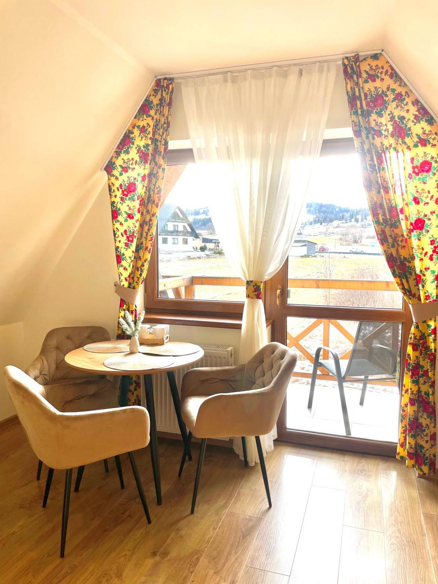 Na Skarpie Apartment Бялка Татранска Екстериор снимка